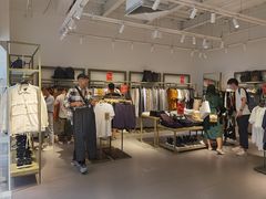 -URBAN REVIVO(北京斯普瑞斯奥特莱斯店)
