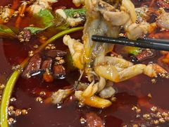 -老表牌·蛙蛙鸡冷锅鱼(成都东站店)