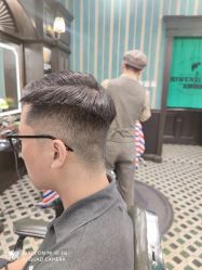 -海文先生国潮烫染男士理发馆