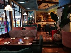 -芭莉与彩虹西餐厅(成都合生汇店)