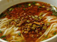 -矮子粉店1985·长沙米粉(湘春路店)