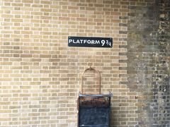 -九又四分之三站台