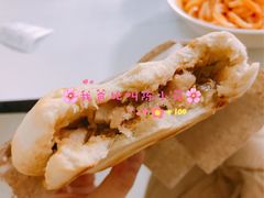纯瘦腊汁肉夹馍-薛昌利大米面皮(南关正街店)