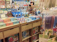 -猫的天空之城概念书店(杭州南宋御街店)