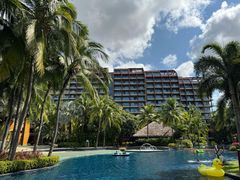 -三亚湾海居铂尔曼度假酒店