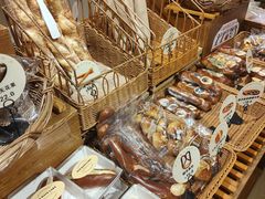 -旧识old mate·烘焙蛋糕店