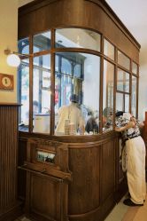 -IMUSE BARBER SHOP