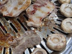 -牛信亭韩国料理·炭火烤肉(紫藤路店)