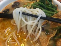 -螺小胖柳州螺蛳粉(钟楼总店)