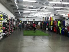 -迪卡侬(观山店)