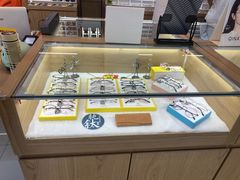 -视野联行眼镜·蔡司·控优点授权(长白万象汇店)