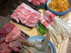 -明洞阿姨·韩式酱蟹烤肉·创意料理(三元桥店)