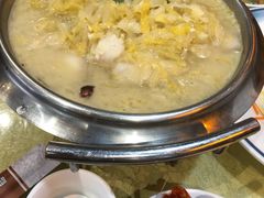 酸菜汆白肉-良师门滨海人家·海鲜·家常菜(滨海城店)