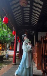 -一揽芳华汉服旗袍体验馆(拙政园店)
