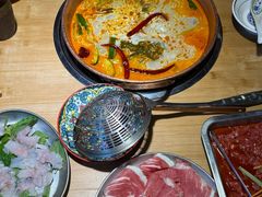 -洱火云南酸菜牛肉火锅(石景山当代商城店)