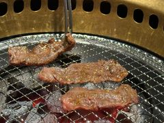 -山川小町·极番烧肉(新地假日广场店)