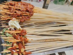 -李记称盘牛杂串串(广厦店)