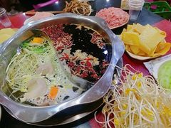 鸳鸯锅底-储奇门鳝鱼火锅(总店)