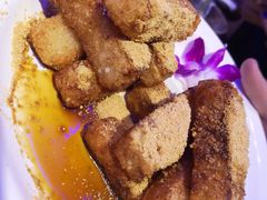 -三人行骨头王火锅(长寿店)