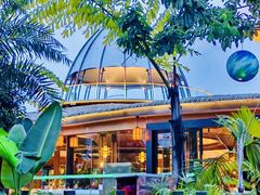 -茅草房·河畔园林火锅