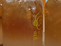 琥珀打椰柠檬茶-丘大叔 UncleQ(海雅缤纷城分店)