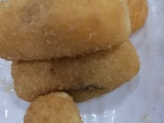 -湖南人家湘菜馆(镇江路店)