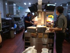 -麦当劳(中山公园龙之梦店)