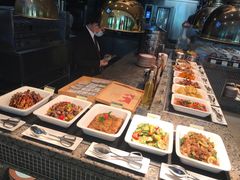 自助取餐区-东莞旗峰山酒店及行政公寓·莱斯西餐厅