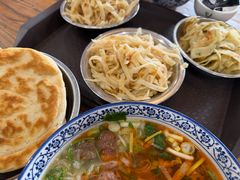 牛肉汤全家福-清真马杰山牛肉汤馆