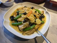 新罗汉斋-京味斋·北京烤鸭(华威桥北工大店)