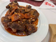 红烩牛尾-小白桦西餐厅