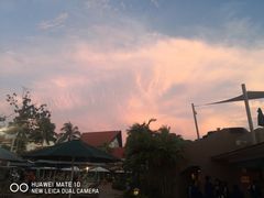 -Sunset Bar(丹绒亚路香格里拉店)