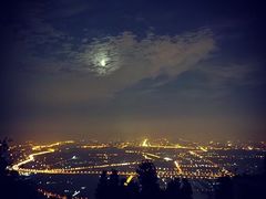 -鬼笑石后山停车场