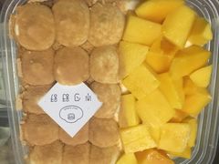 -半勺舒舒生日蛋糕店