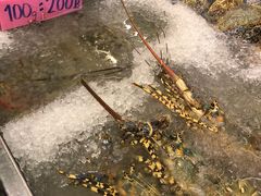 -J Daeng Seafood