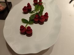 -蘇锦宴·淮扬菜烤鸭·小院(三元桥霄云路店)