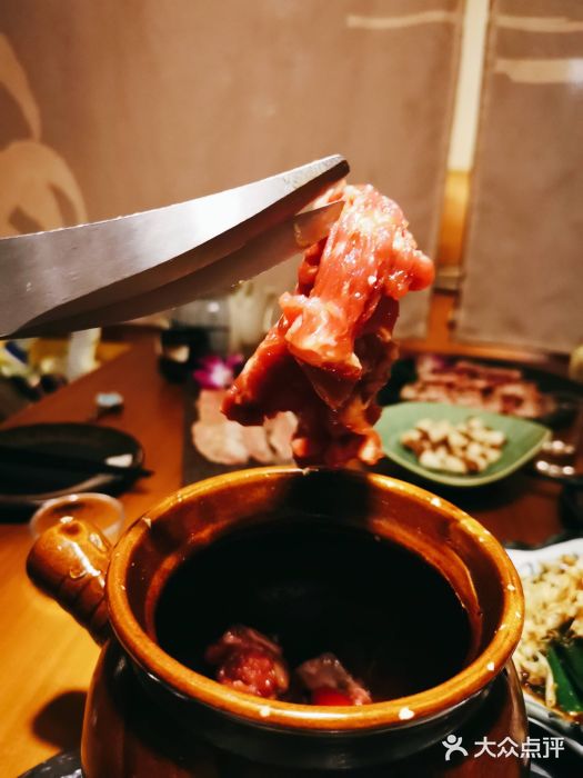 本寻烧肉酒场(双井店)招牌壶渍牛小排图片