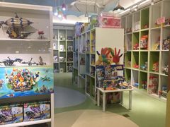 玩具区-博览书店(越秀悦汇天地店)