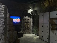 -暴风岛沉浸式体验馆(百联世纪店)