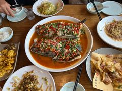 招牌剁椒鱼头-丰乐餐厅·始于1999·本地老字号