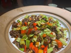 -魏铭鱼头捞饭(晋阳路店)