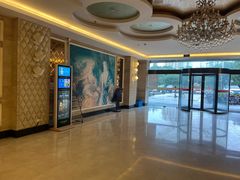 -自由港KTV(王子公主金平店)