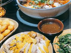 -昆虫窝子·特色云南菜(拓东路总店)