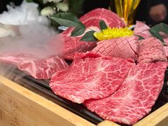 -铭牛烧肉·和牛海鲜自助(高新月牙湖店)