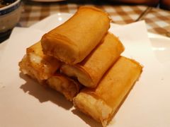 -新大咀港式茶餐厅(宝山万达店)