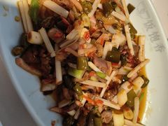 -饭饱香土碗菜(新科店)