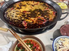 -正南齊北重庆老火锅(光华村直营店)