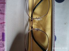 -提一眼镜·蔡司·依视路(小寨店)