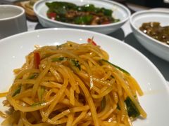 -关东小磨东北菜(漕河泾印象城店)