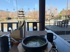 -丽江悦榕庄酒店-明月·雪山庭院餐厅